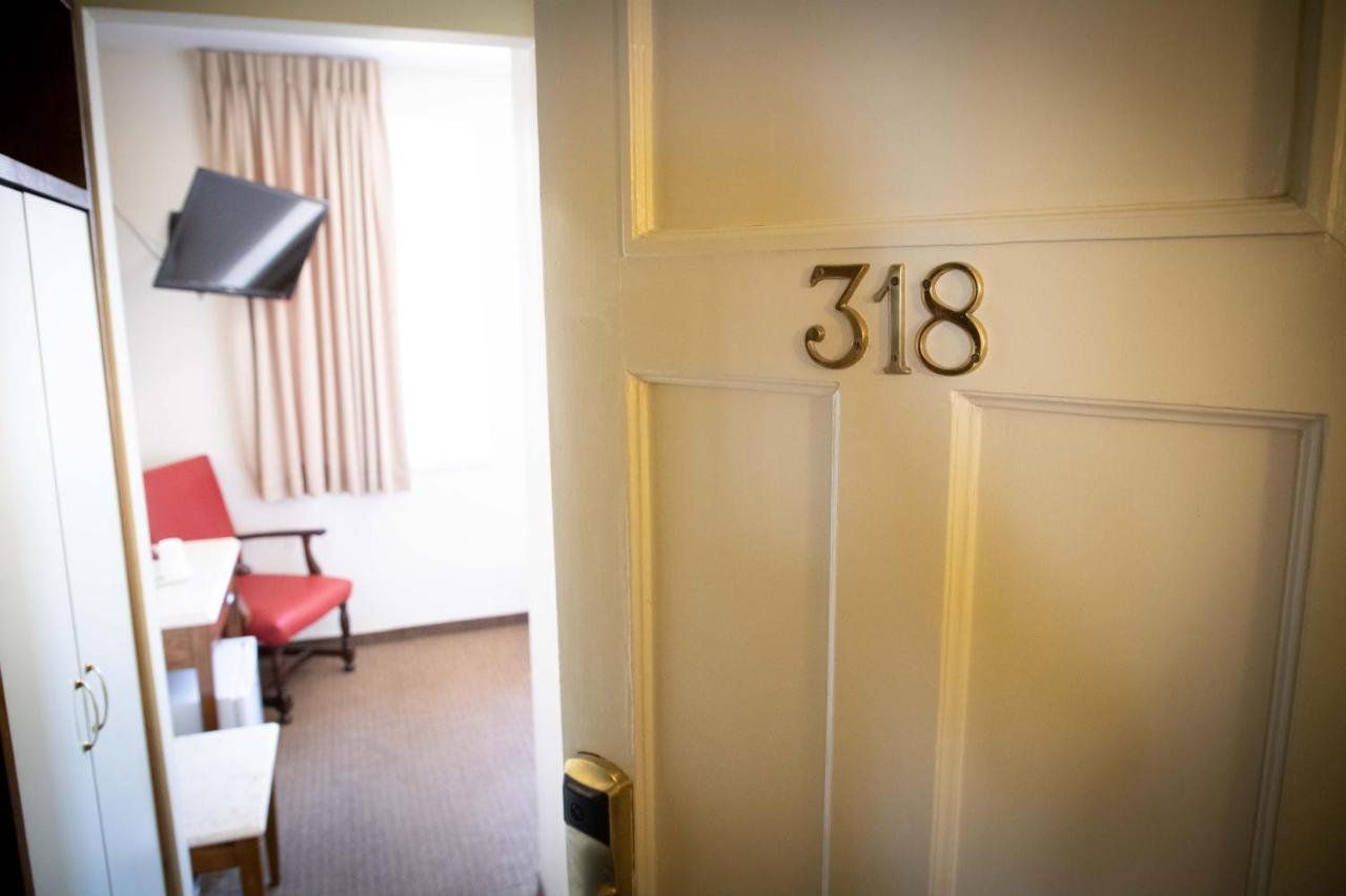 Hotel Ymca Three Arches