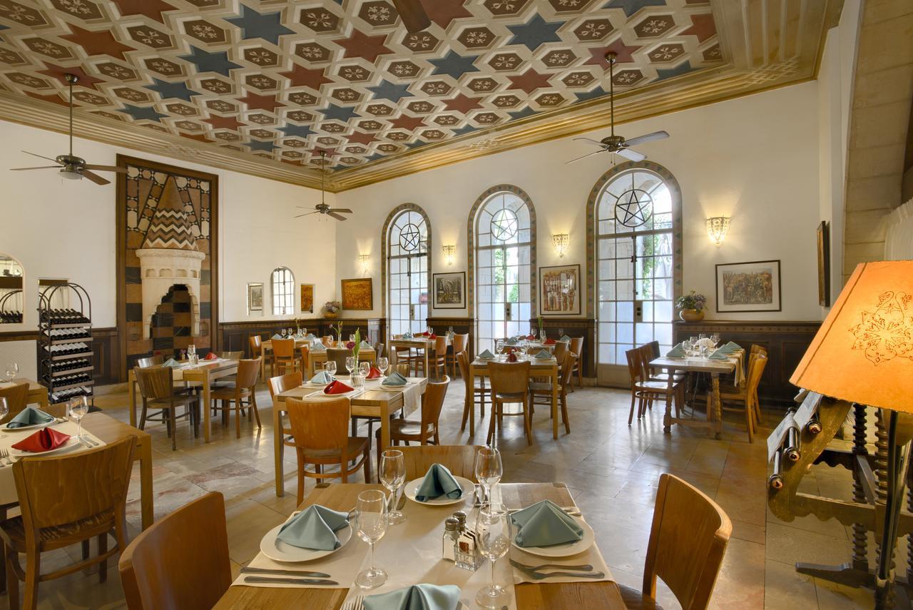 Hotel Ymca Three Arches