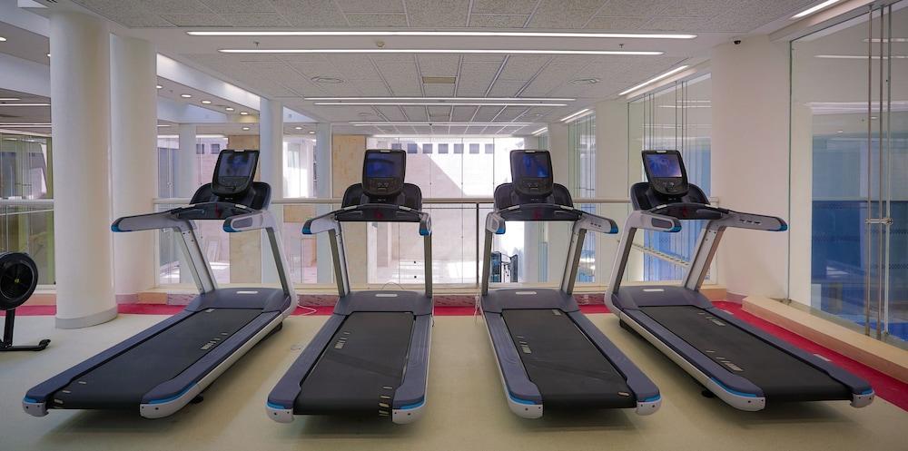 Ymca Three Arches Hotel 3*
